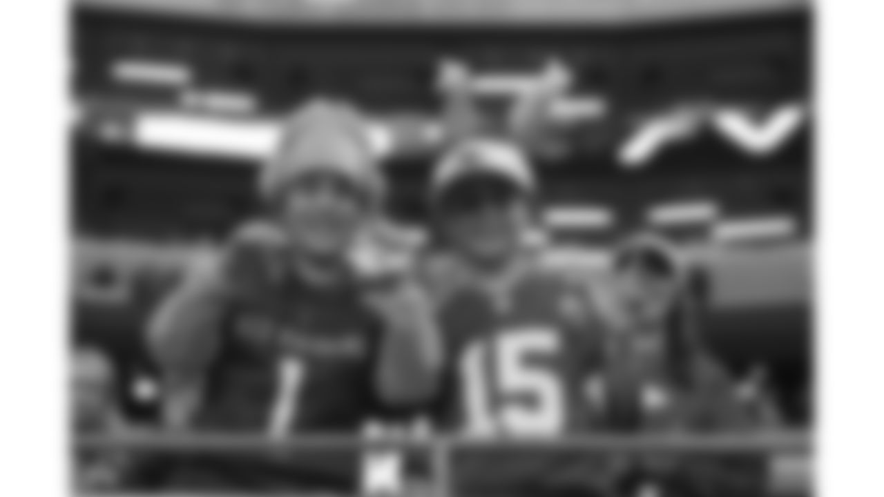 Kansas City Chiefs fans prior to a week 13 NFL football game against the Dallas Cowboys on Thursday, November 27, 2025 in Arlington, TX.