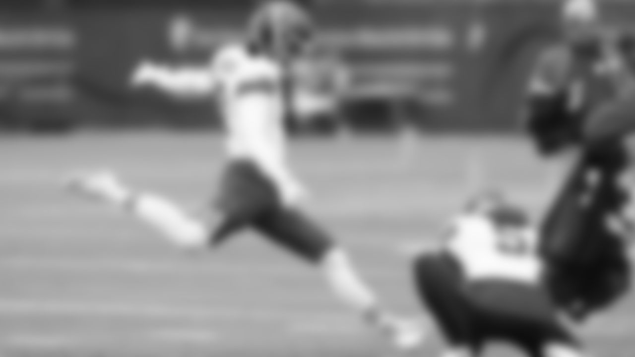 Kansas City Chiefs kicker Harrison Butker (7) kicks during practice for the week 18 NFL football game against the Chargers, Thursday January 4, 2024.