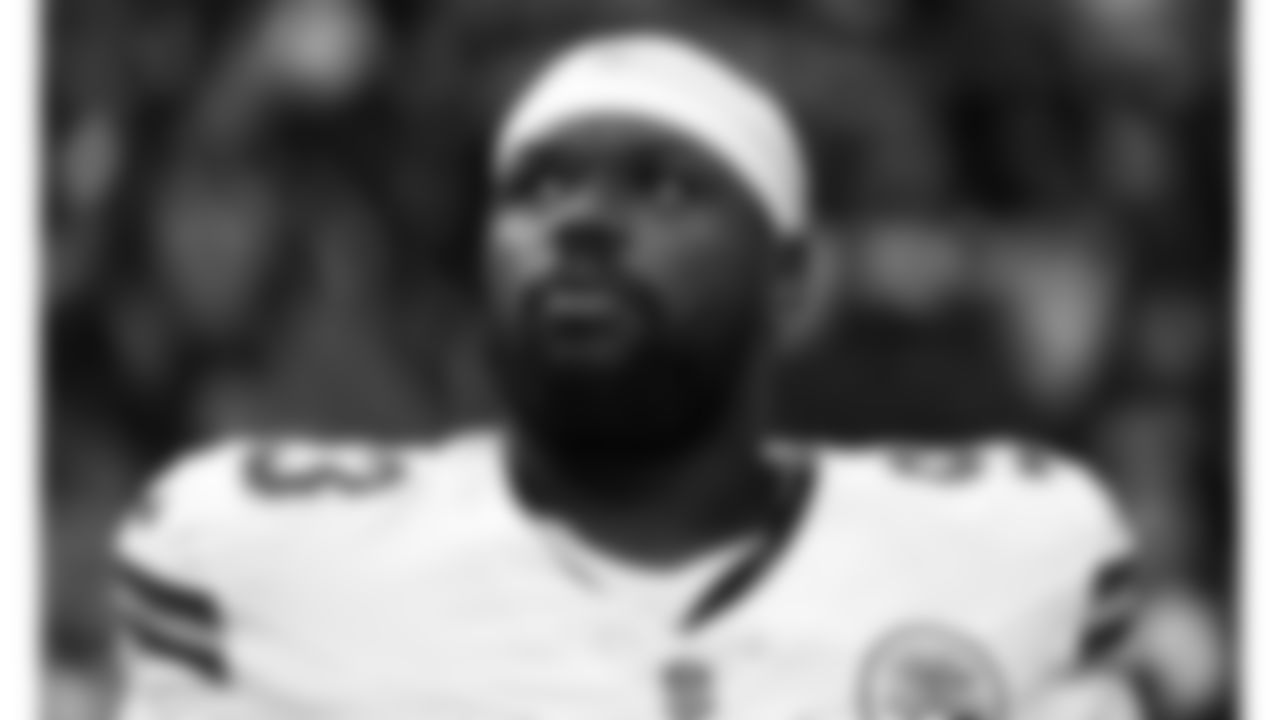 Kansas City Chiefs defensive tackle Zacch Pickens (93) looks on prior to a week 18 NFL football game against the Las Vegas Raiders, Sunday, January 4, 2026 in Las Vegas, NV.