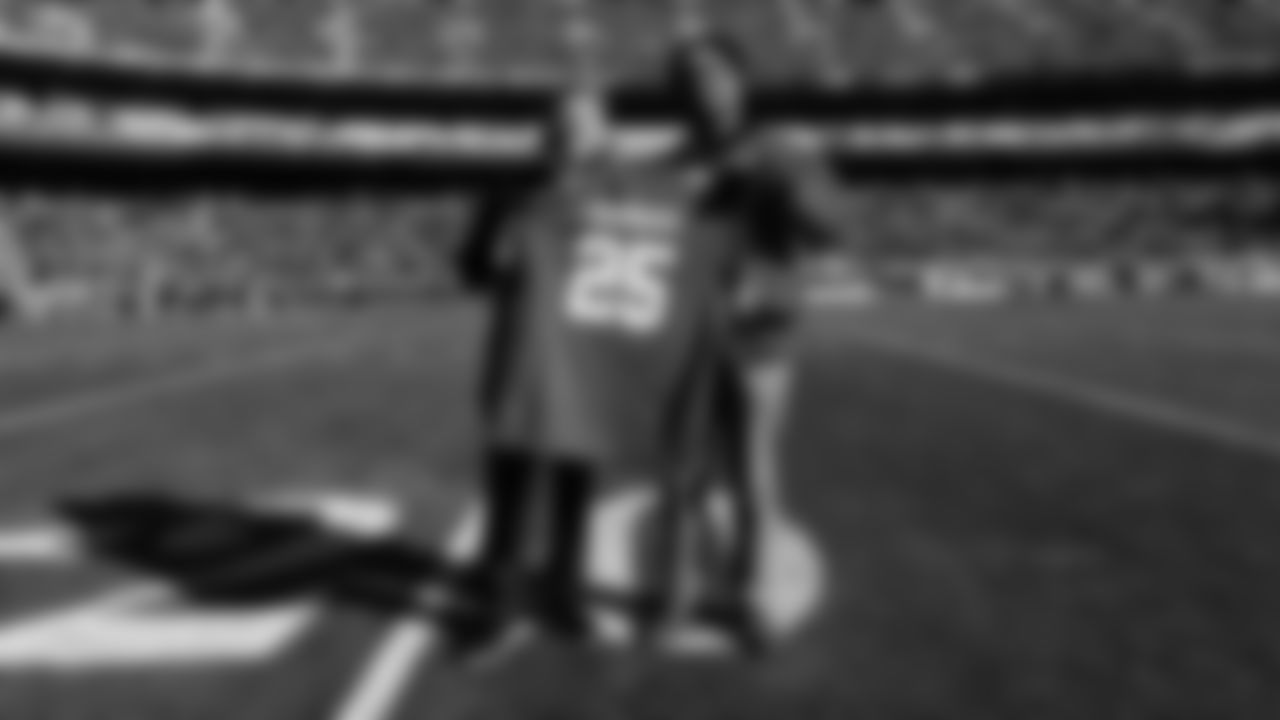 ChangeMaker - Jeff Shafer with Clark Hunt prior to an NFL week 15 matchup against the Los Angeles Chargers, Sunday December 14, 2025.