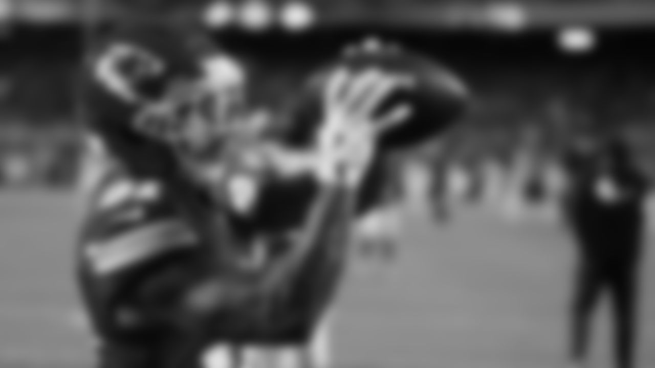 Kansas City Chiefs wide receiver Nikko Remigio (81) catches a ball prior to a week 6 NFL Football game against the Detroit Lions on Sunday, October 12, 2025 in Kansas City, MO.