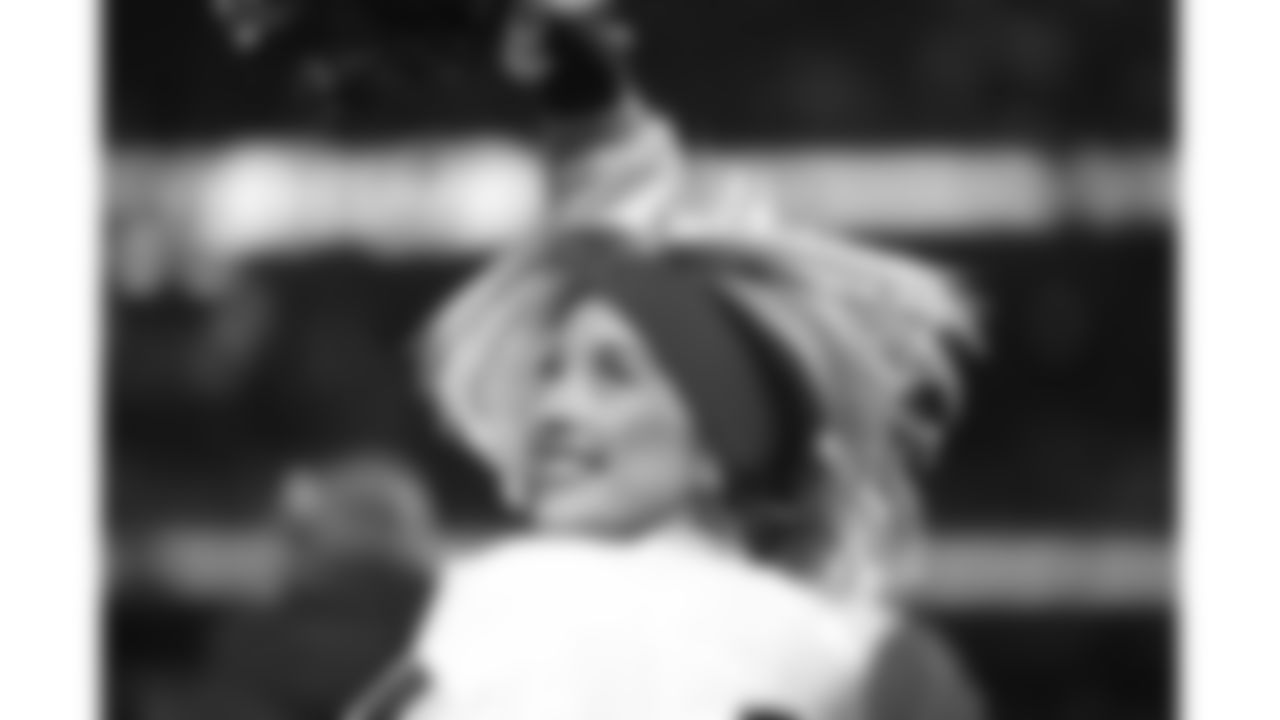 Kansas City Chiefs Cheerleaders during a week 14 NFL Football game against the Houston Texans on Sunday, December 7, 2025 in Kansas City, MO.