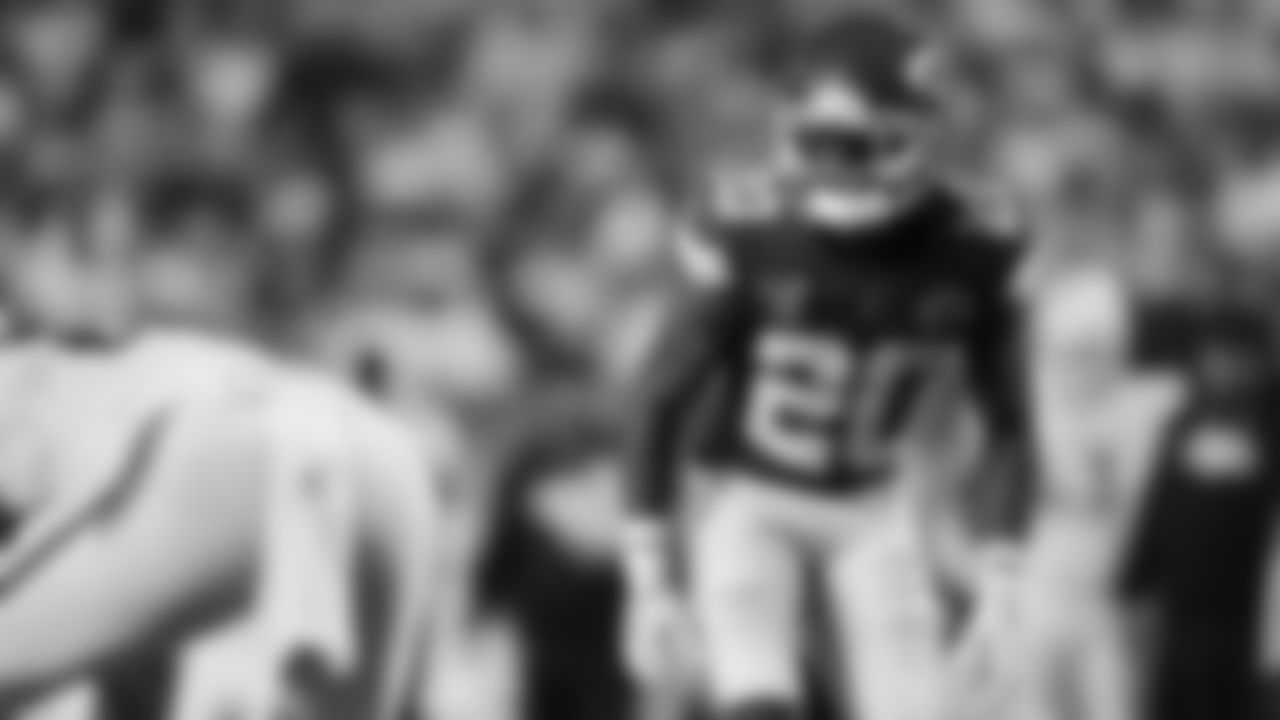 Kansas City Chiefs defensive back Nohl Williams (20) in position during an NFL week 17 matchup against the Denver Broncos, Thursday, December 25, 2025.