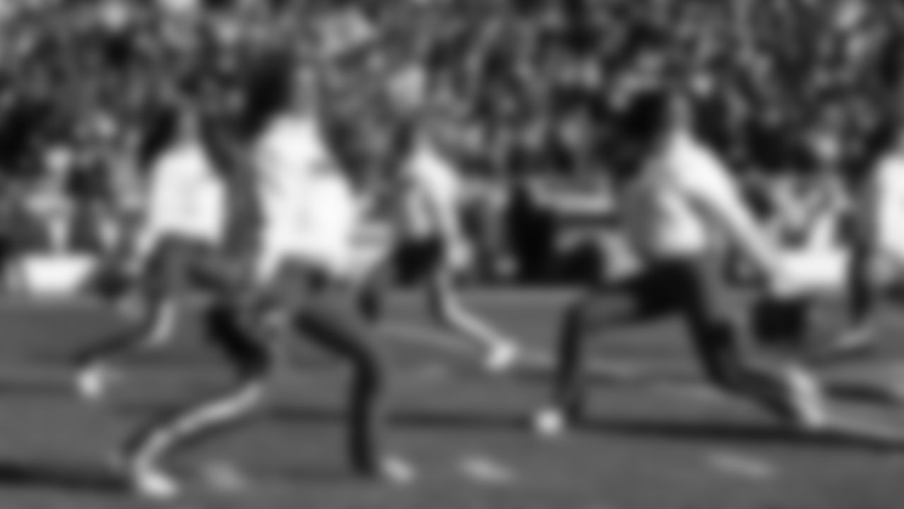 Kansas City Chiefs Cheerleaders on the field prior to a week 15 NFL Football game against the Los Angeles Chargers on Sunday, December 14, 2025 in Kansas City, MO.