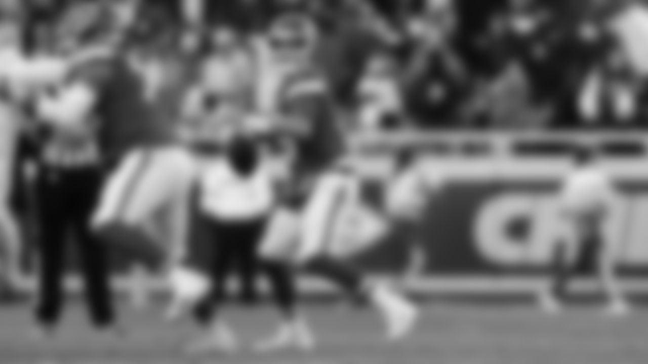 Kansas City Chiefs quarterback Patrick Mahomes (15) drops back to pass during an NFL week 15 matchup against the Los Angeles Chargers, Sunday December 14, 2025.