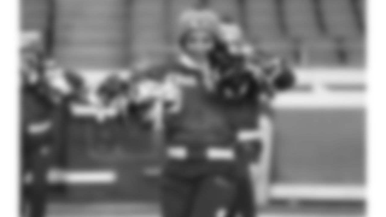 Kansas City Chiefs Cheerleaders practice on the field prior to a week 15 NFL Football game against the Los Angeles Chargers on Sunday, December 14, 2025 in Kansas City, MO.