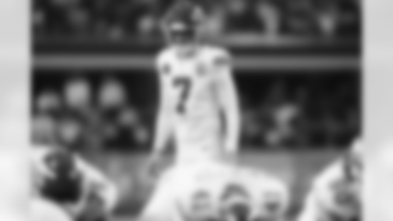 Kansas City Chiefs kicker Harrison Butker (7) prepares to kick during a week 13 NFL football game against the Dallas Cowboys on Thursday, November 27, 2025 in Arlington, TX.