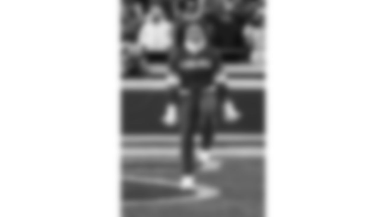 Kansas City Chiefs Cheerleaders perform on the field during a week 15 NFL Football game against the Los Angeles Chargers on Sunday, December 14, 2025 in Kansas City, MO.