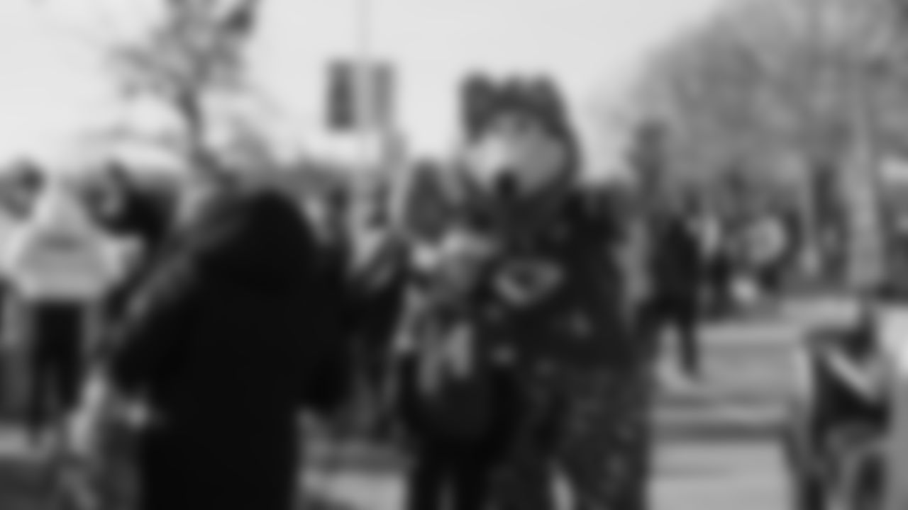 KC Wolf poses with fans prior to a week 15 NFL Football game against the Los Angeles Chargers on Sunday, December 14, 2025 in Kansas City, MO.