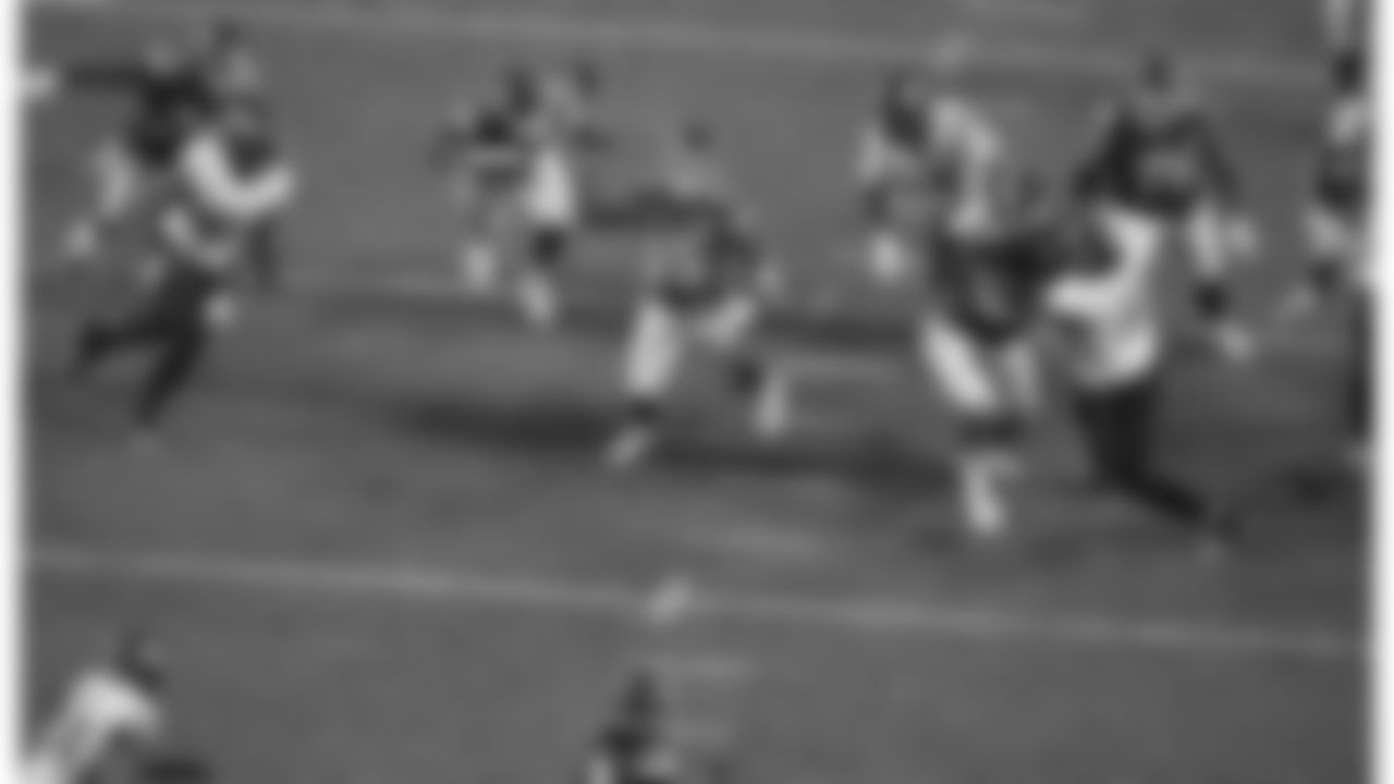 Kansas City Chiefs quarterback Patrick Mahomes (15) throws a pass in the pocket during a week 8 NFL Football game against the Washington Commanders on Monday, October 27, 2025 in Kansas City, MO.