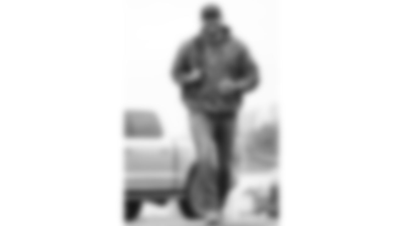 Kansas City Chiefs long snapper James Winchester (41) arrives prior to a week 8 NFL Football game against the Washington Commanders on Monday, October 27, 2025 in Kansas City, MO.