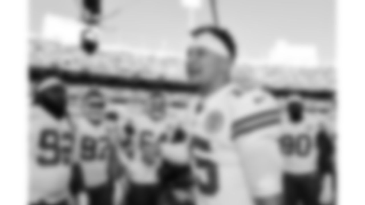 Kansas City Chiefs quarterback Patrick Mahomes (15) prior to a week 9 NFL football game against the Buffalo Bills, Sunday, November 2, 2025 in Buffalo, NY