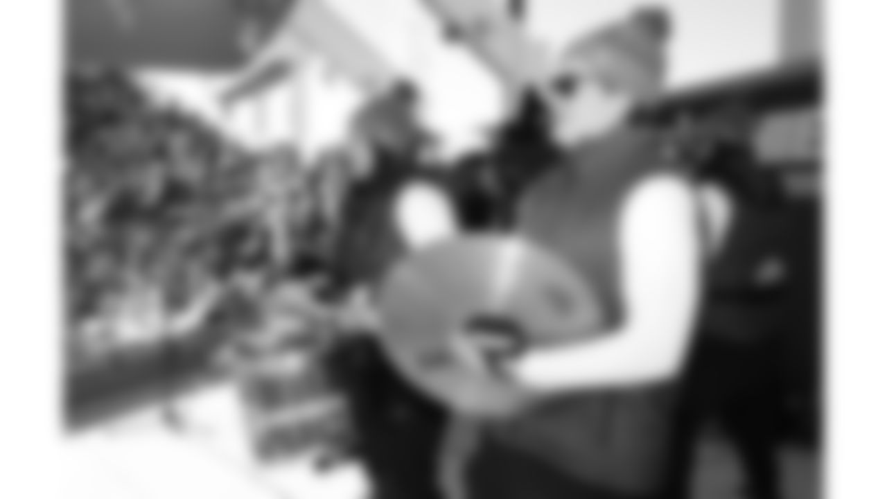 Chiefs Rumble on the GEHA Deck during a week 15 NFL Football game against the Los Angeles Chargers on Sunday, December 14, 2025 in Kansas City, MO.