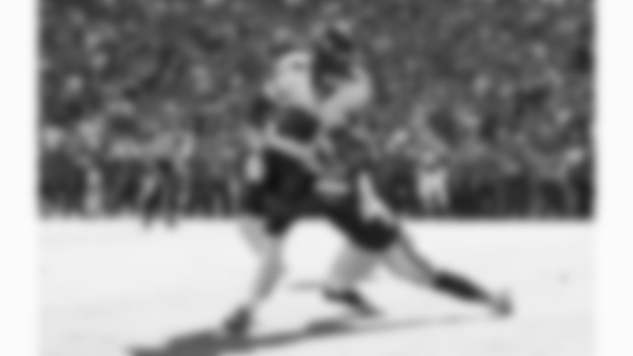 Kansas City Chiefs defensive back Chamarri Conner (27) tackles Baltimore Ravens quarterback Lamar Jackson (8) during the week 4 NFL football game, Sunday, September 28, 2025 in Kansas City, MO.