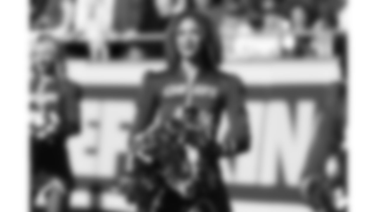 A Kansas City Chiefs Cheerleader during a week 12 NFL football game against the Indianapolis Colts, Sunday, November 23, 2025 in Kansas City, MO.