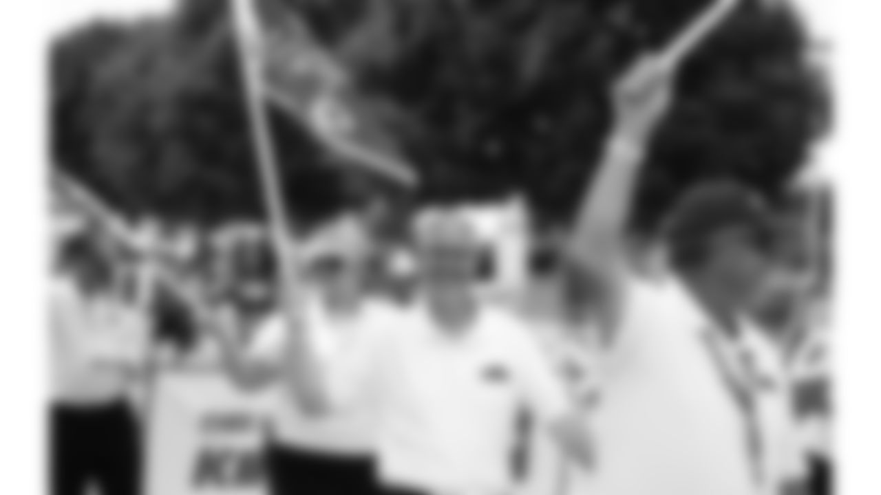 Kansas City Chiefs Red Coaters prior to a week 2 NFL football game against the Philadelphia Eagles on September 14, 2025 in Kansas City, MO.