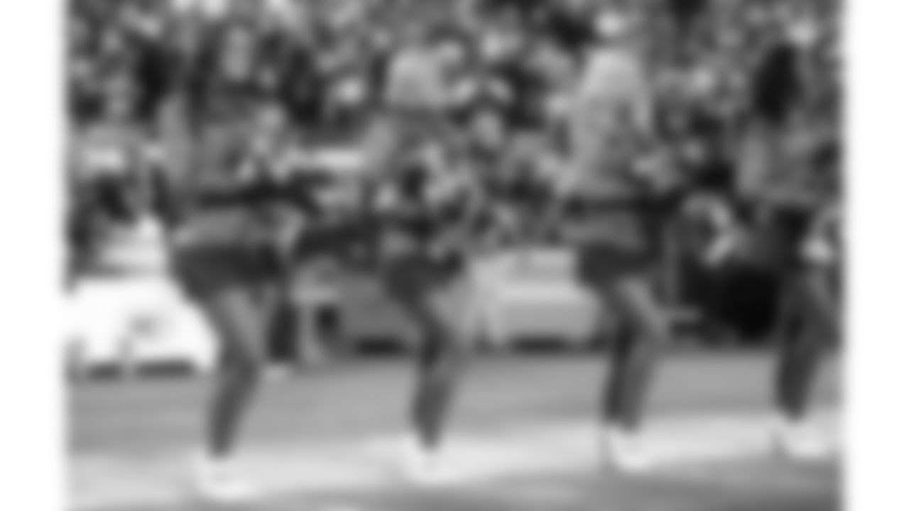 Kansas City Chiefs Cheerleaders before a week 8 NFL football game against the Washington Commanders, Monday, October 27, 2025, in Kansas City, MO.