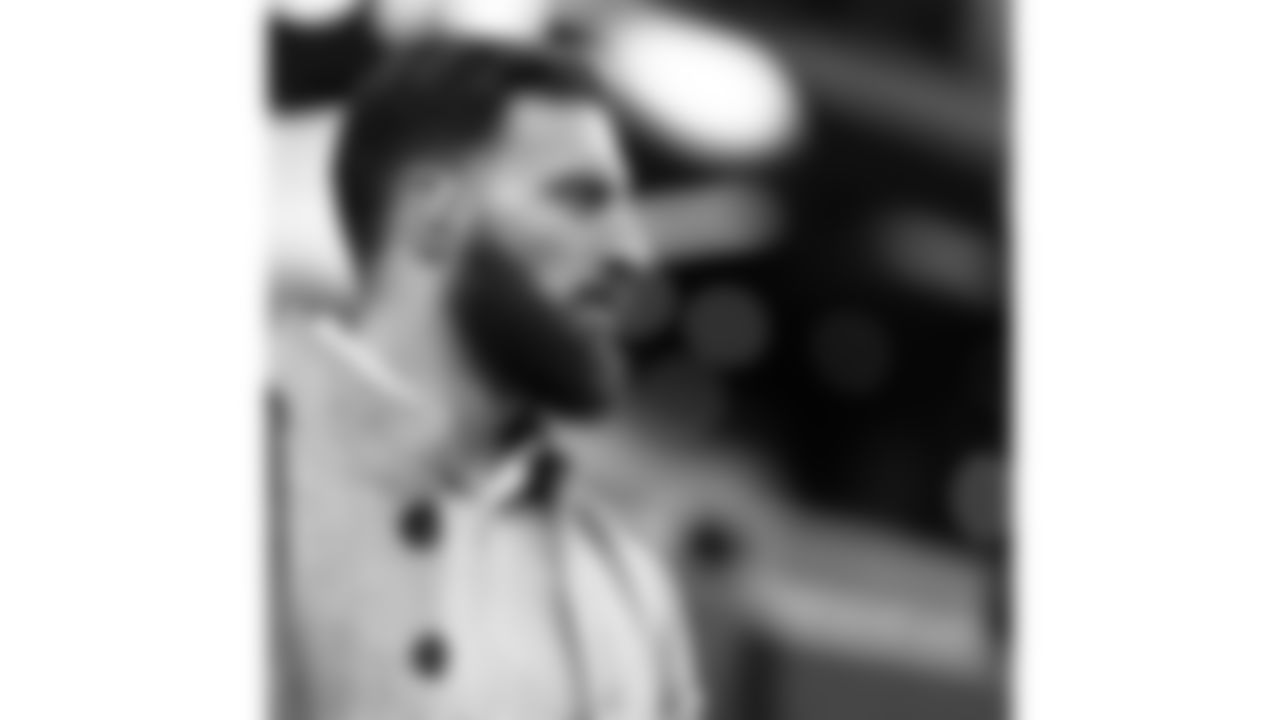 Kansas City Chiefs tight end Noah Gray (83) arrives at Allegiant Stadium for a week 18 NFL football game against the Las Vegas Raiders, Sunday, January 4, 2026 in Las Vegas, NV.