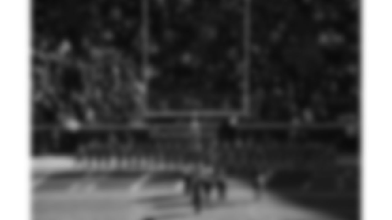 The Kansas City Chiefs Cheerleaders announce Sadie as their 2026 Pro Bowl Cheerleader on the field during a week 15 NFL Football game against the Los Angeles Chargers on Sunday, December 14, 2025 in Kansas City, MO.