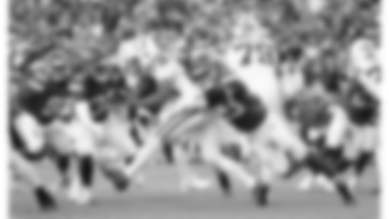 Kansas City Chiefs middle linebacker Drue Tranquill (23) hits Indianapolis Colts running back Jonathan Taylor (28) during a week 12 NFL football game, Sunday, November 23, 2025 in Kansas City, MO.