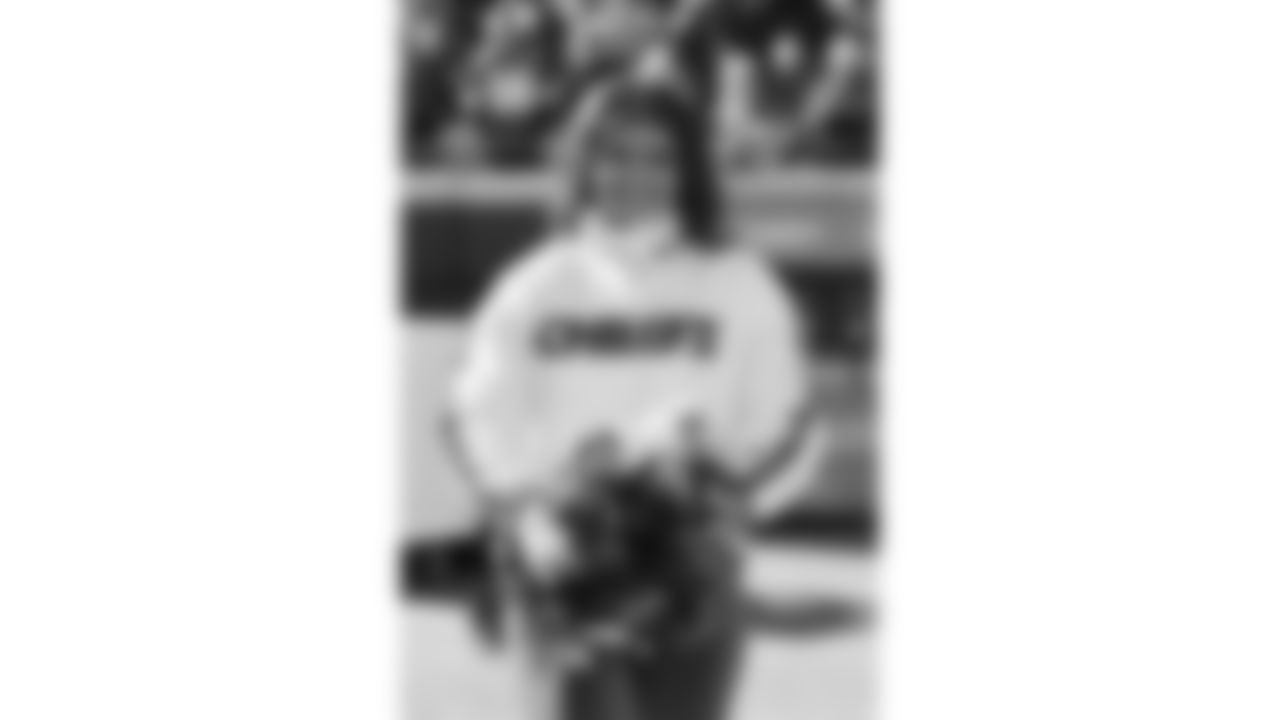 Kansas City Chiefs Cheerleaders on the field prior to a week 15 NFL Football game against the Los Angeles Chargers on Sunday, December 14, 2025 in Kansas City, MO.