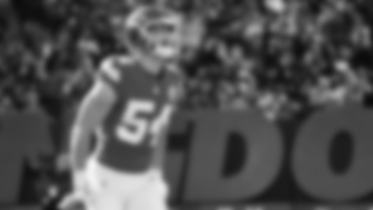 Kansas City Chiefs linebacker Leo Chenal (54) runs onto the field prior to an NFL week 15 matchup against the Los Angeles Chargers, Sunday December 14, 2025.