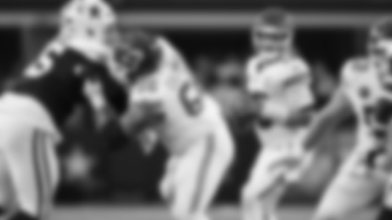 Kansas City Chiefs quarterback Patrick Mahomes (15) looks to pass during a week 13 NFL football game against the Dallas Cowboys on Thursday, November 27, 2025 in Arlington, TX.