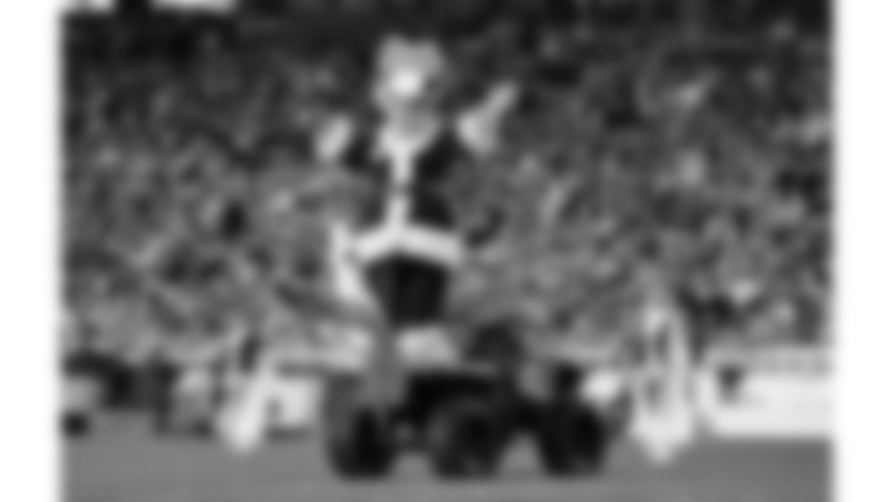 The Kansas City Chiefs Cheerleaders and Entertainment teams during a week 17 NFL Football game against the Denver Broncos on December 25, 2025 in Kansas City, MO.