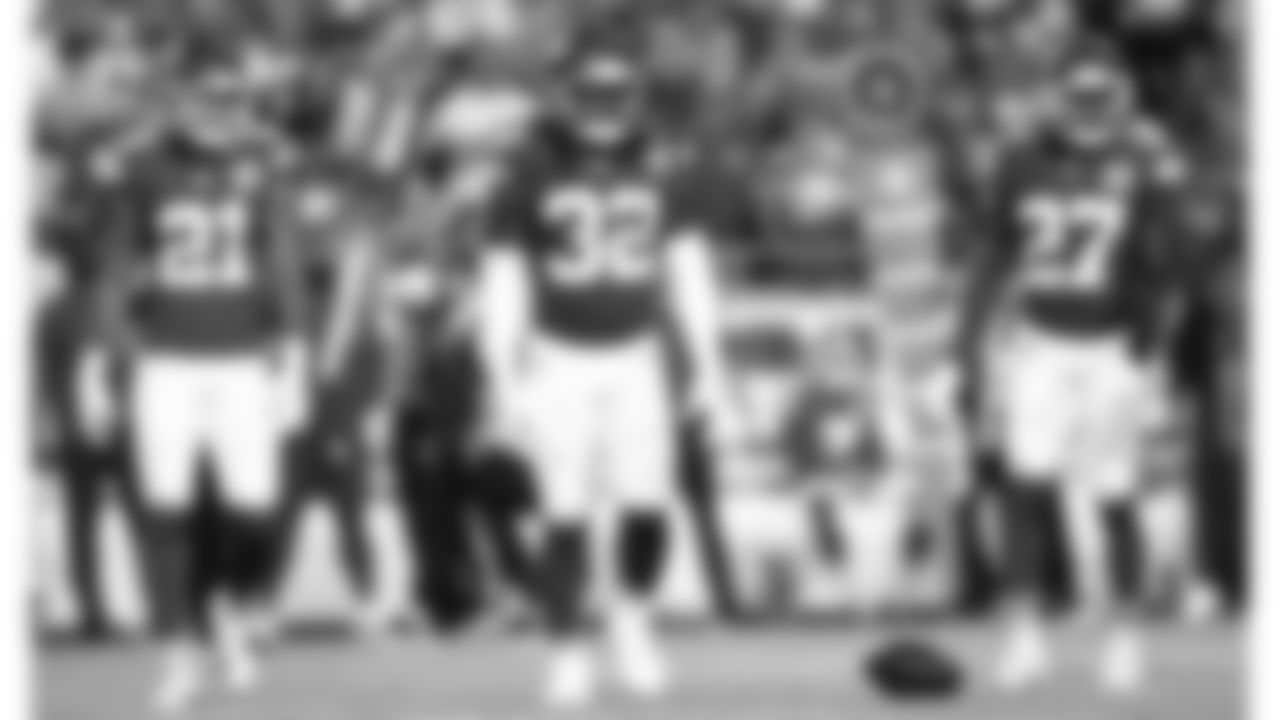 Defensive back Jaden Hicks (21), Linebacker Nick Bolton (32), and Kansas City Chiefs defensive back Chamarri Conner (27) looks on during a week 6 NFL Football game against the Detroit Lions on Sunday, October 12, 2025 in Kansas City, MO.