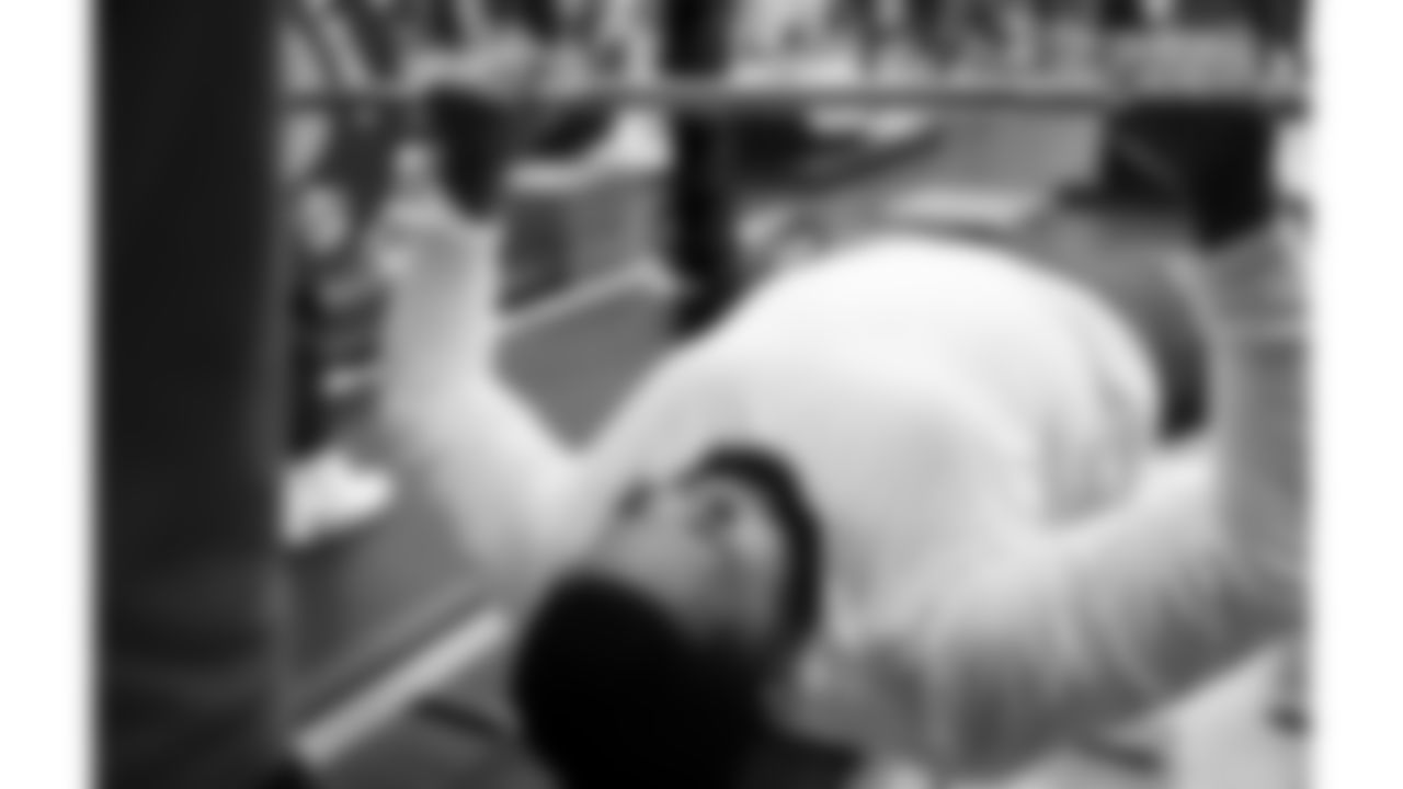 Kansas City Chiefs defensive tackle Marlon Tuipulotu (92) puts in work in the weight room on Thursday, June 5, 2025.