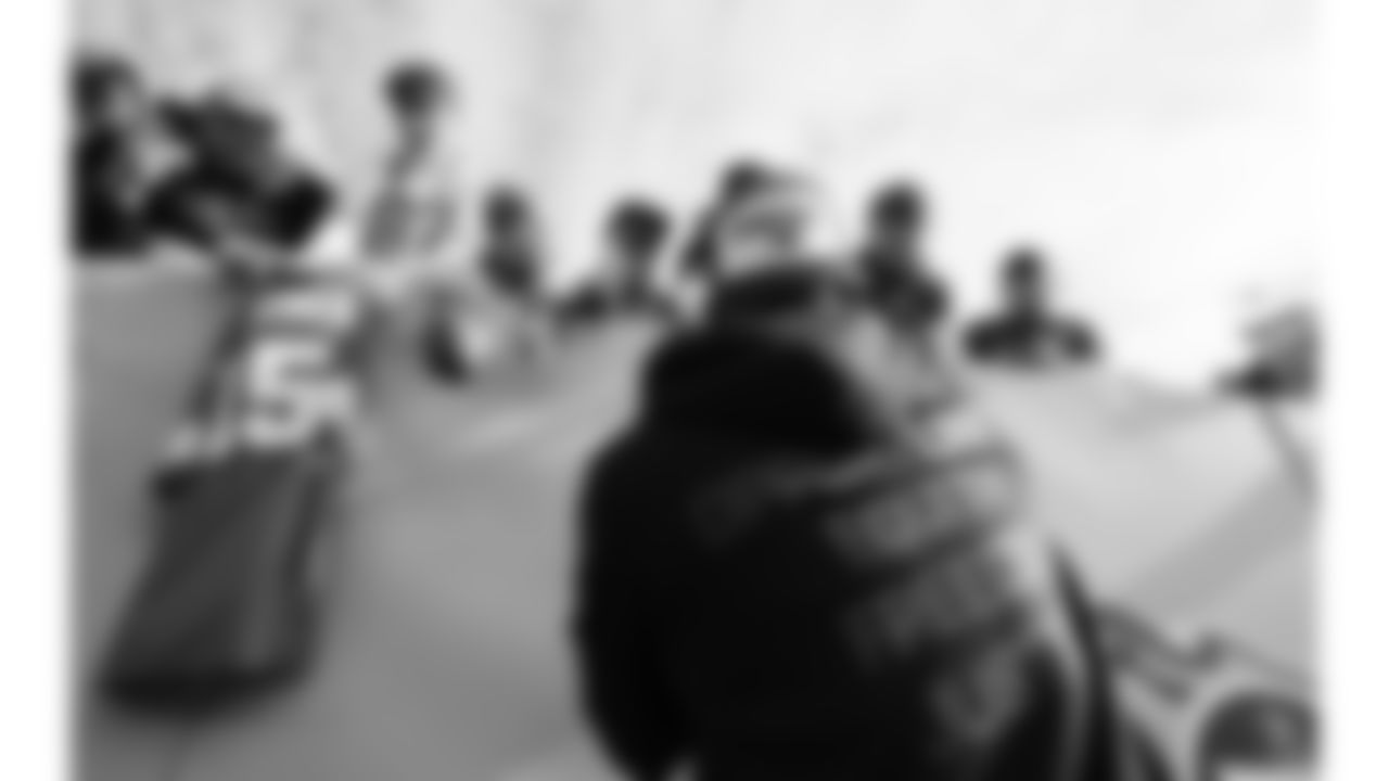 Kansas City Chiefs wide receiver JuJu Smith-Schuster (9) signs fan merchandise prior to a week 16 NFL Football game against the Tennessee Titans on Sunday, December 21, 2025 in Nashville, Tennessee.