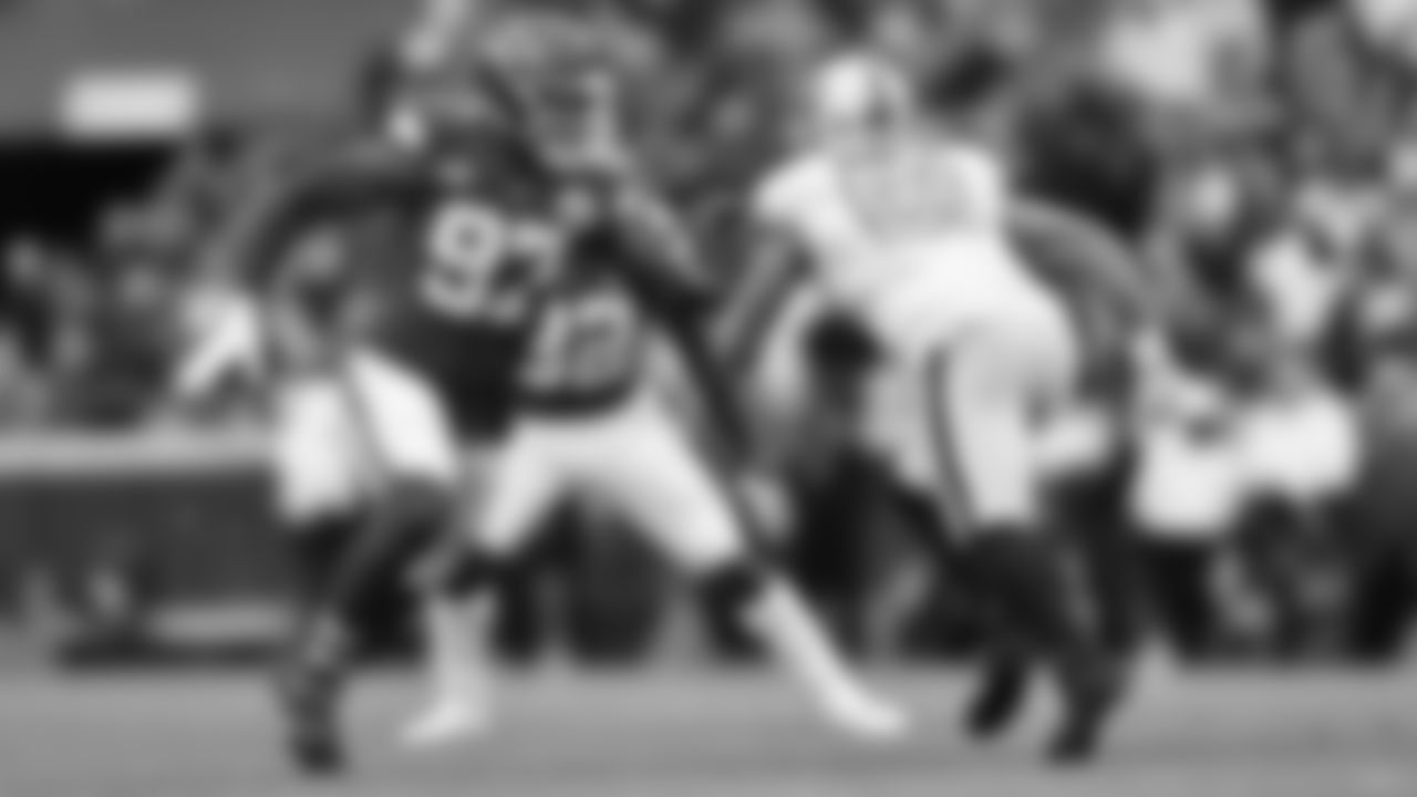 The Kansas City Chiefs face off against the Las Vegas Raiders at GEHA Field at Arrowhead Stadium on December 25, 2023.