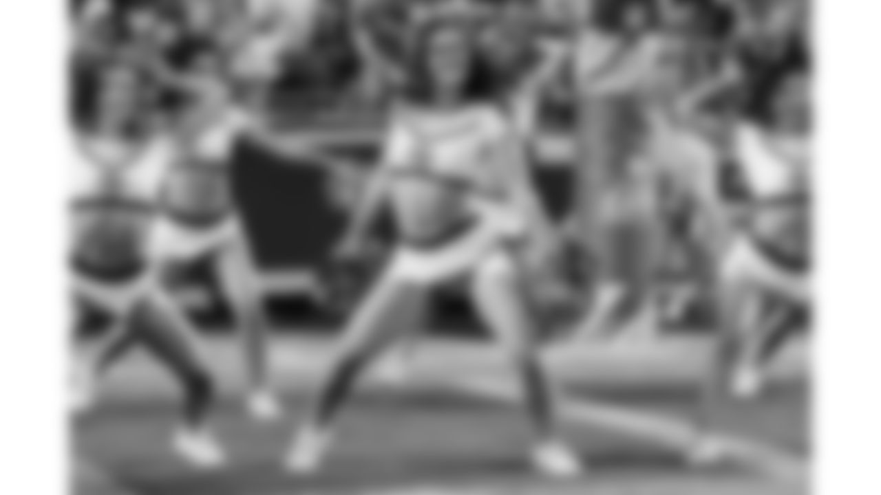 Kansas City Chiefs Cheerleaders during the week 6 NFL football game against the Detroit Lions, Sunday, October 12, 2025 in Kansas City, MO.