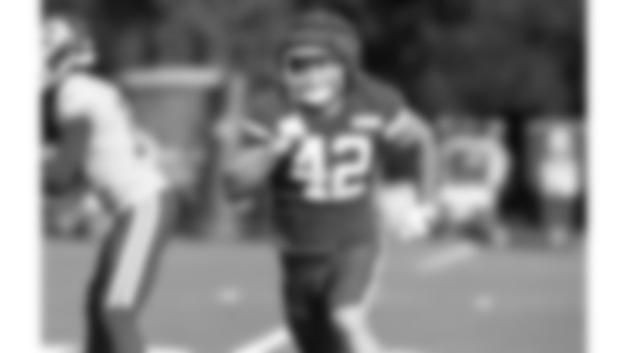Kansas City Chiefs running back Carson Steele (42) on the field during training camp on day 5 of practice Sunday, July 27, 2025.