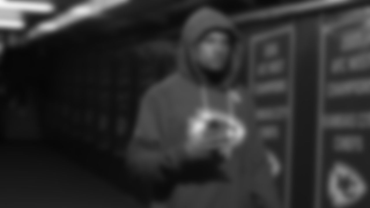 Kansas City Chiefs safety Bryan Cook (6) in the tunnel prior to a week 7 NFL Football game against the Las Vegas Raiders on Sunday, October 19, 2025 in Kansas City, MO.