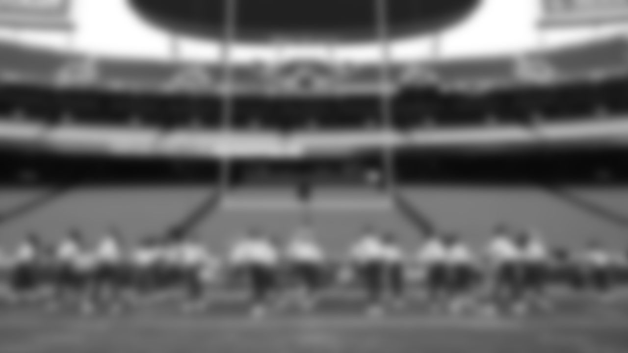 The Kansas City Chiefs Cheerleaders and Entertainment teams prior to a week 17 NFL Football game against the Denver Broncos on December 25, 2025 in Kansas City, MO.