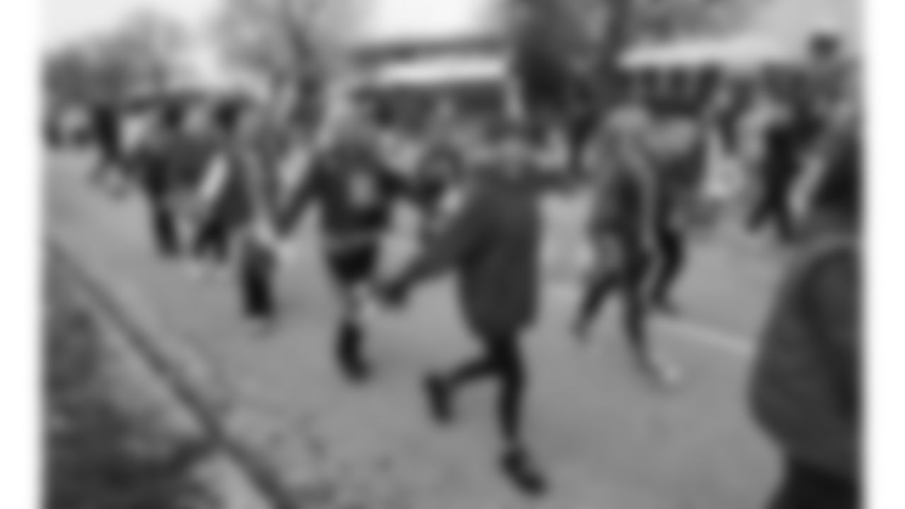Kansas City Chiefs Alumni Cheerleaders in the pregame parade prior to a week 12 NFL Football game against the Indianapolis Colts on Sunday, November 23, 2025 in Kansas City, MO.