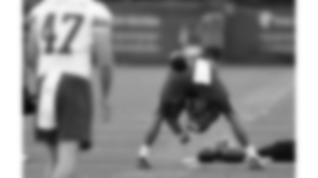 Kansas City Chiefs long snapper James Winchester (41) practices during phase 3 of OTAs on Tuesday June 17, 2025 in Kansas City, MO.