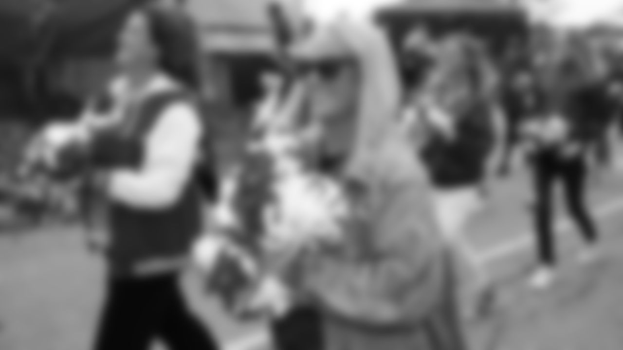 Kansas City Chiefs Alumni Cheerleaders in the pregame parade prior to a week 12 NFL Football game against the Indianapolis Colts on Sunday, November 23, 2025 in Kansas City, MO.