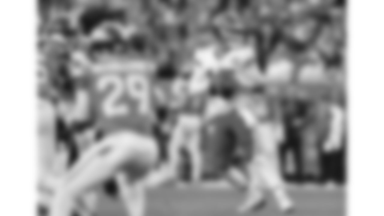 Kansas City Chiefs quarterback Patrick Mahomes (15) drops back during a week 11 NFL Football game against the Denver Broncos on Sunday, November 16, 2025 in Denver, Colorado.