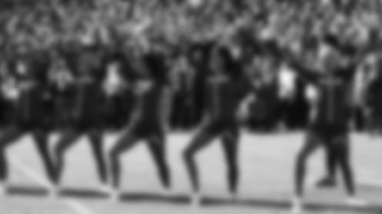 Kansas City Chiefs Cheerleaders before a week 12 NFL football game against the Indianapolis Colts, Sunday, November 23, 2025 in Kansas City, MO.