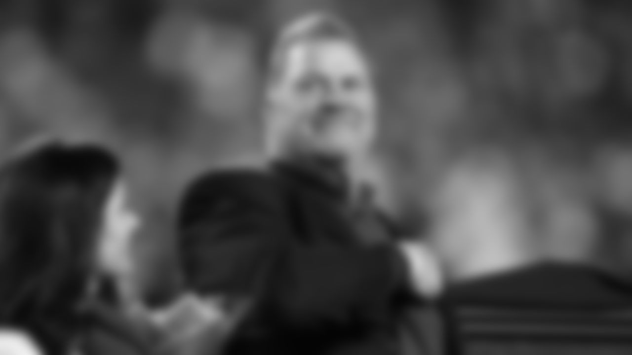 Bill Maas being inducted to the Chiefs Hall of Fame during an NFL week 14 matchup against the Houston Texans, Sunday December 7, 2025.