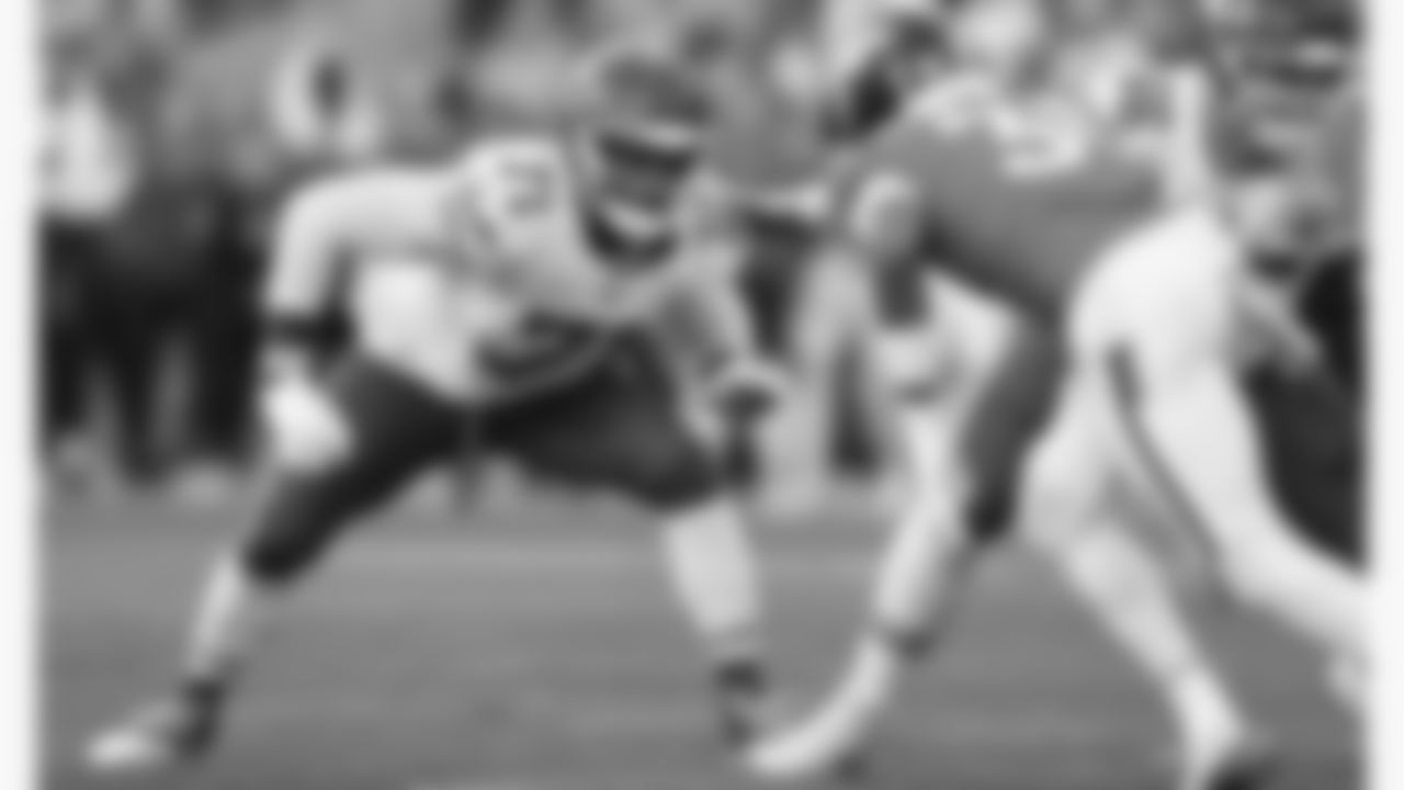 Kansas City Chiefs tackle Josh Simmons (71) in action during a week 11 NFL football game against the Denver Broncos, Sunday, November 16, 2025 in Denver, CO.