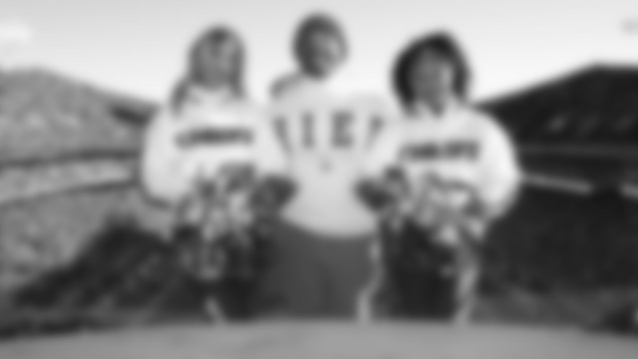 DiPardo - SSG Christian Feltson during an NFL week 15 matchup against the Los Angeles Chargers, Sunday December 14, 2025.