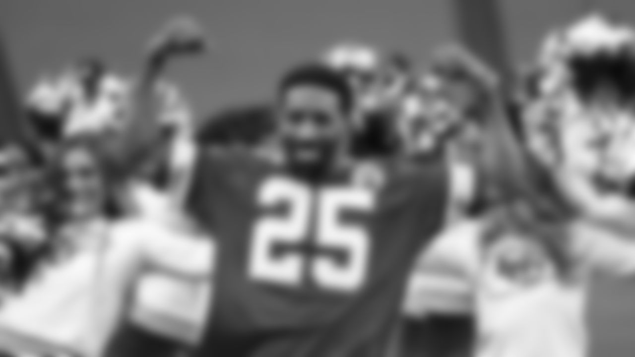 The Kansas City Chiefs Cheerleaders and Entertainment teams prior to a week 17 NFL Football game against the Denver Broncos on December 25, 2025 in Kansas City, MO.