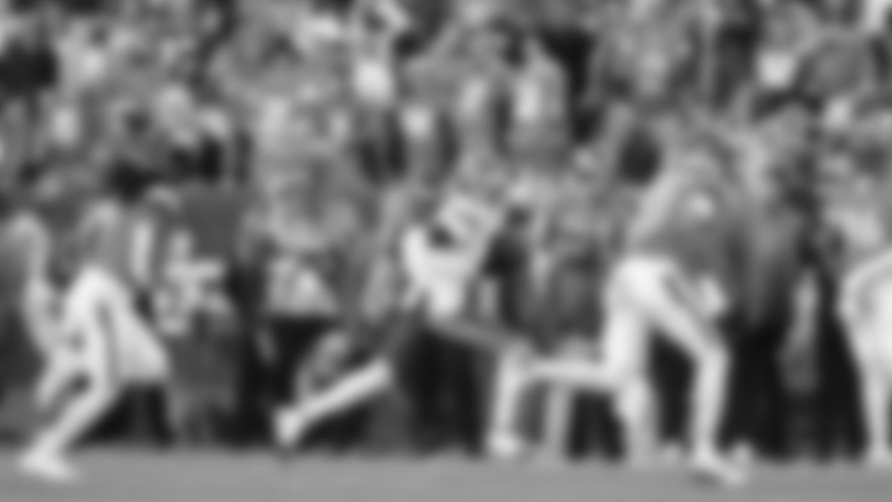 Kansas City Chiefs wide receiver Xavier Worthy (1) runs with the ball during a week 11 NFL Football game against the Denver Broncos on Sunday, November 16, 2025 in Denver, Colorado.