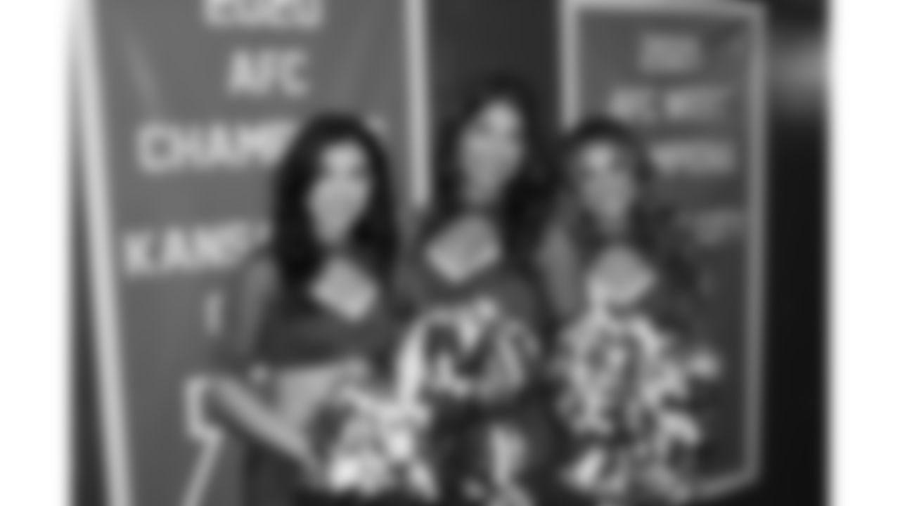 Kansas City Chiefs Cheerleaders prior to a preseason week 3 NFL football game against the Chicago Bears, August 22, 2025 in Kansas City, MO.