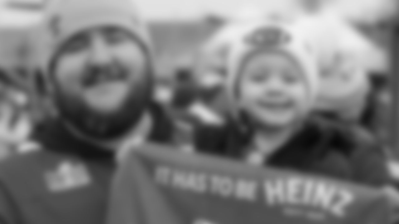 Fans prior to a week 12 NFL Football game against the Indianapolis Colts on Sunday, November 23, 2025 in Kansas City, MO