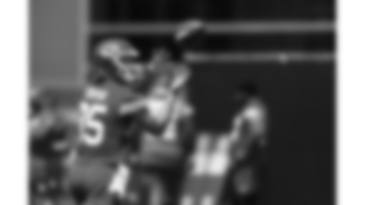 Kansas City Chiefs tight end Robert Tonyan (85) at practice during phase 3 OTAs on Wednesday, June 11, 2025 in Kansas City, MO.