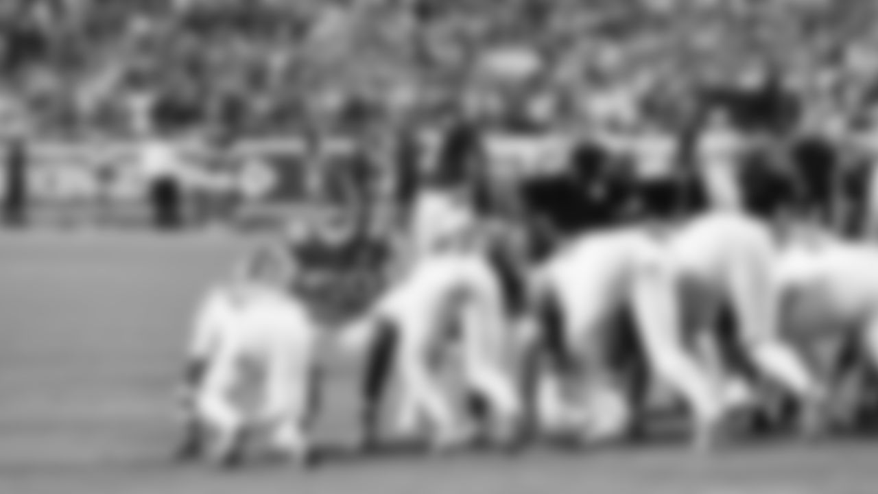 Kicker Harrison Butker (7) prepares for the extra point after the Kansas City Chiefs wide receiver Hollywood Brown (5) touchdown during a week 6 NFL Football game against the Detroit Lions on Sunday, October 12, 2025 in Kansas City, MO.